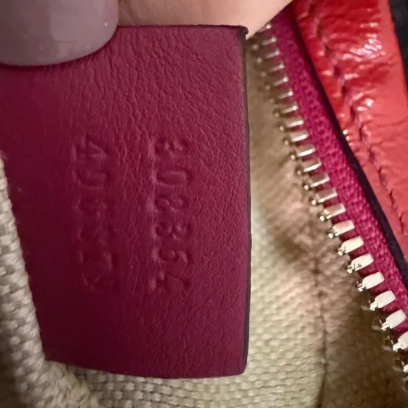 Gucci Soho Disco Crossbody - Picture 5 of 10